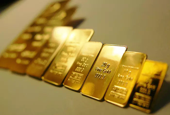 Gold Prices Slip in Trading